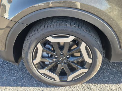 Certified 2025 Kia Telluride S image 19