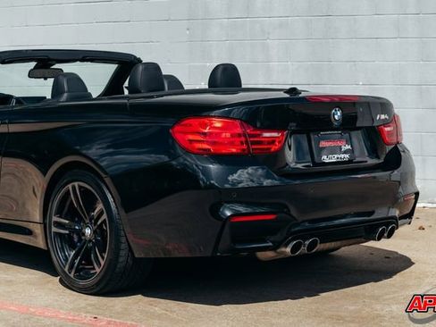 Used 2015 BMW M4 Convertible image 43