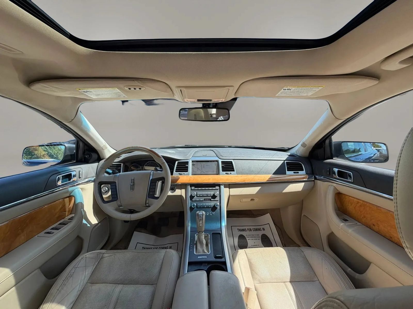 Used 2012 Lincoln MKS FWD image 28