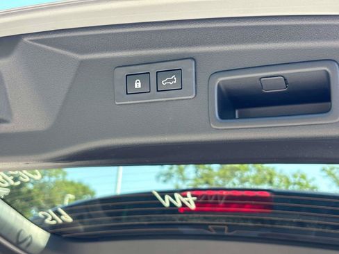 New 2026 Subaru Outback Limited AWD/4WD image 5