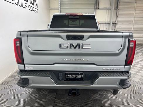 Used 2024 GMC Sierra 2500 Denali Ultimate w/ Max Trailering Package AWD/4WD image 10