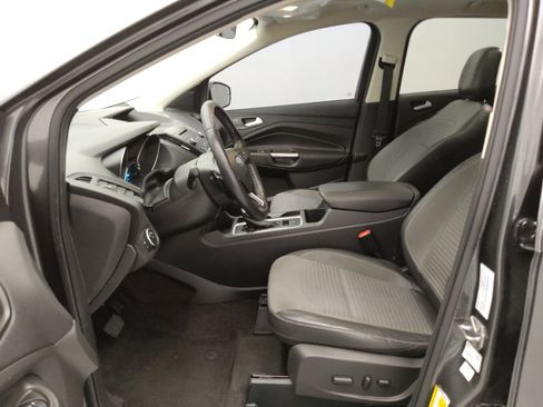Used 2018 Ford Escape SE w/ SE Sport Appearance Package AWD/4WD image 17
