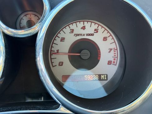 Used 2007 Pontiac Solstice Convertible w/ Premium Package image 22