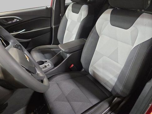 New 2026 Chevrolet Trax LS w/ LS Convenience Package FWD image 17