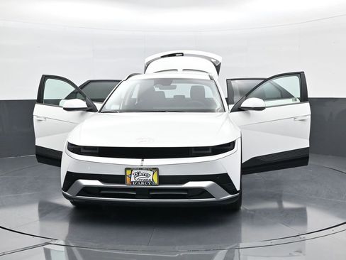 New 2025 Hyundai Ioniq 5 SEL image 31