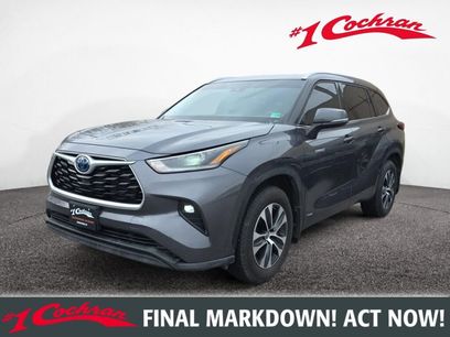 Used 2021 Toyota Highlander XLE
