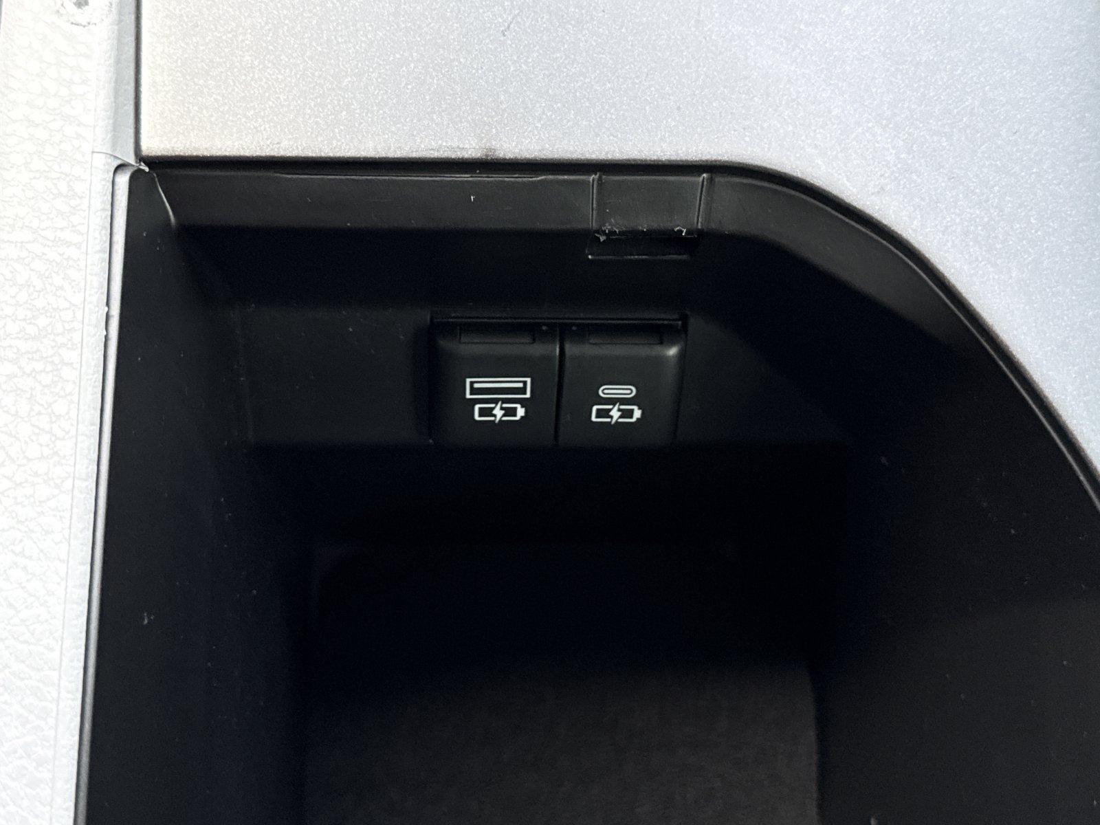 Used 2024 Toyota Camry LE w/ Convenience Package FWD image 26