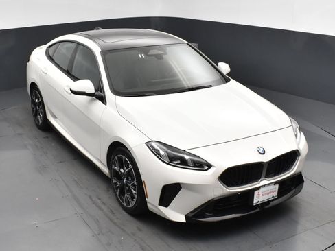 Used 2025 BMW 228i xDrive w/ Premium Package AWD/4WD image 21