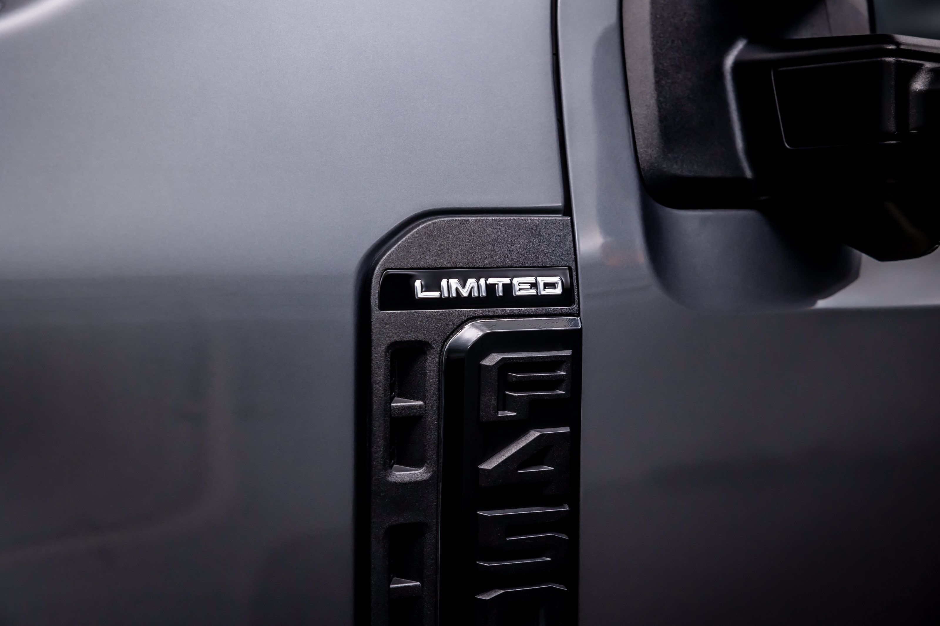 Used 2024 Ford F450 Limited w/ FX4 Off-Road Package AWD/4WD image 21