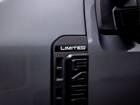 Used 2024 Ford F450 Limited w/ FX4 Off-Road Package AWD/4WD image 21