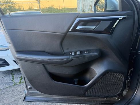 Used 2023 Mitsubishi Outlander ES image 11