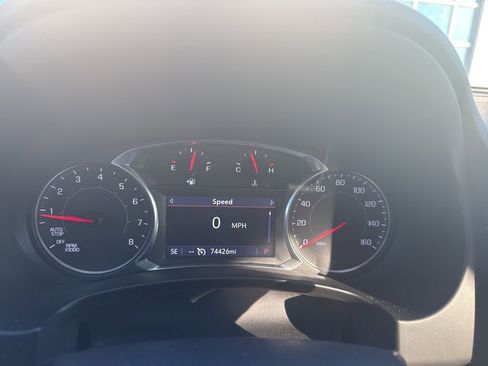 Used 2022 GMC Terrain AT4 w/ LPO, Floor Liner Package AWD/4WD image 10