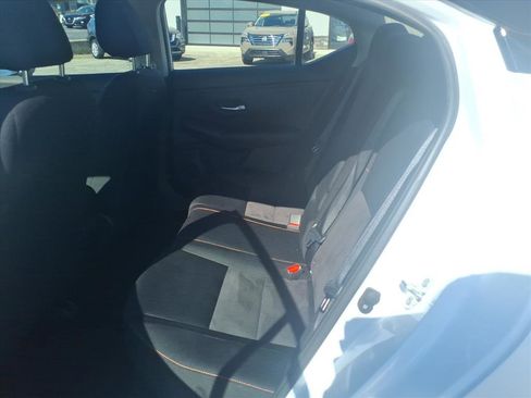 Used 2022 Nissan Sentra SR image 9