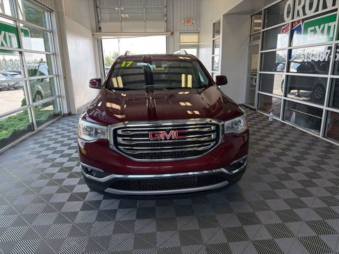 Used 2017 GMC Acadia SLE w/ Driver Alert Package I AWD/4WD image 2