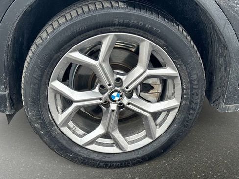 Used 2023 BMW X4 xDrive30i w/ Premium Package image 9