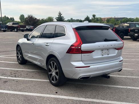 Used 2021 Volvo XC60 T5 Inscription AWD/4WD image 3