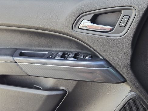 Used 2021 GMC Canyon AT4 AWD/4WD image 30