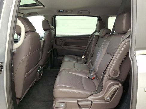 Used 2023 Honda Odyssey EX-L image 23