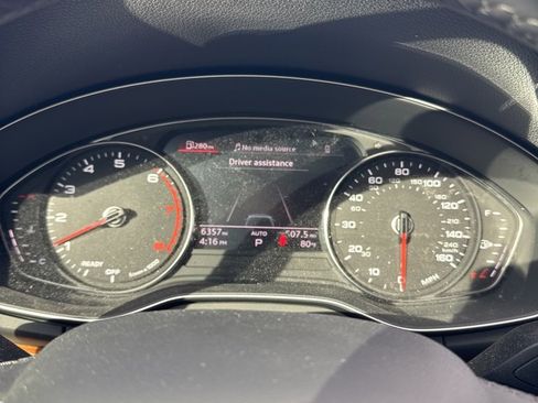 Used 2023 Audi Q5 2.0T Premium w/ Convenience Package image 10