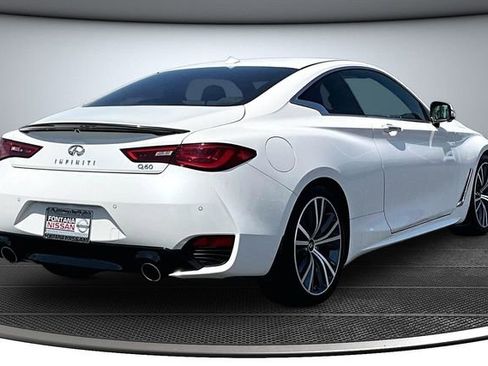 Used 2022 INFINITI Q60 3.0t Luxe w/ Cargo Package RWD image 6