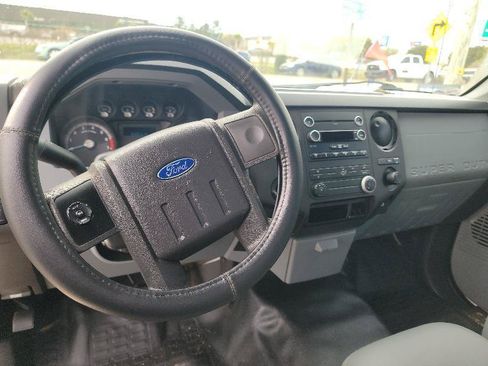 Used 2015 Ford F250 XL RWD image 8