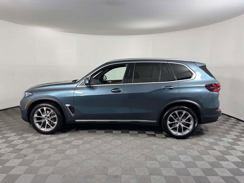 Used 2024 BMW X5 xDrive40i w/ Premium Package AWD/4WD image 11