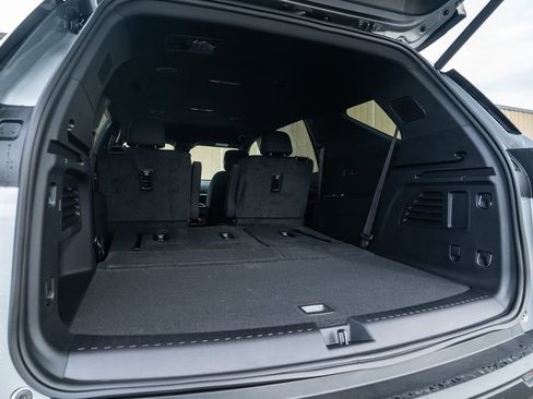 New 2026 Chevrolet Traverse LT w/ Midnight/Sport Edition image 38