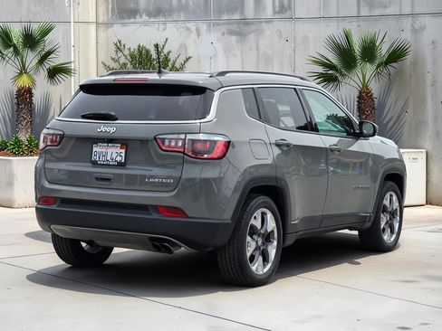 Used 2020 Jeep Compass Limited FWD image 7