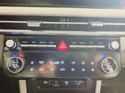 Used 2025 Hyundai Tucson Limited AWD/4WD image 20