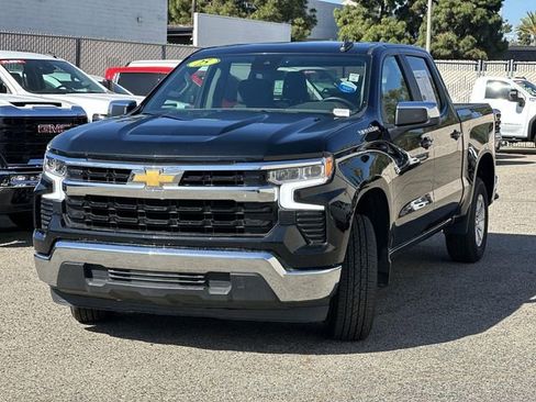 Used 2025 Chevrolet Silverado 1500 LT RWD image 8