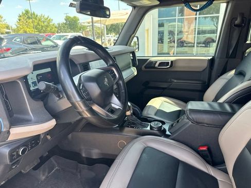 Used 2024 Ford Bronco Wildtrak AWD/4WD image 11