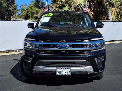 Used 2023 Ford Expedition Limited image 2