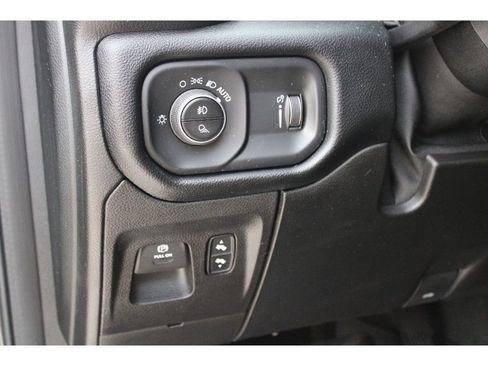 Used 2020 RAM 1500 Big Horn image 11