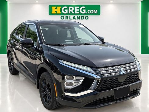 Used 2024 Mitsubishi Eclipse Cross LE AWD/4WD image 2