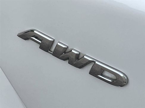 Used 2017 Honda CR-V Touring image 10