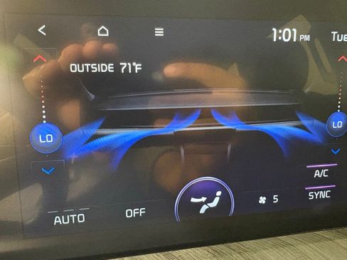 New 2025 Kia Telluride EX image 30