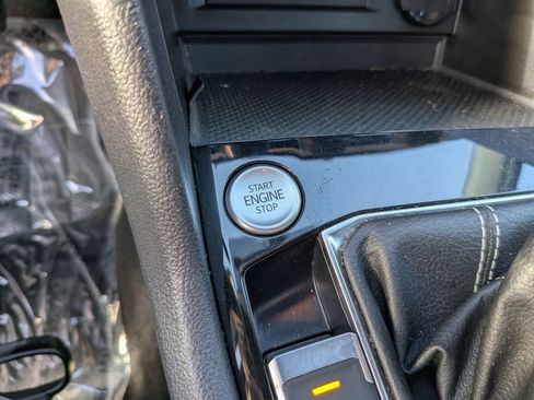 Certified 2023 Volkswagen Taos S FWD image 22