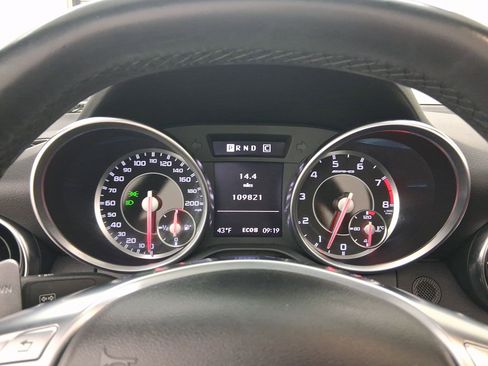 Used 2013 Mercedes-Benz SLK 55 AMG image 16