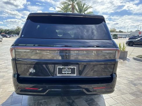 New 2025 Lincoln Navigator L Black Label image 3