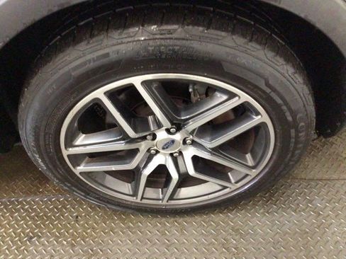 Used 2017 Ford Explorer Sport w/ Equipment Group 401A image 31