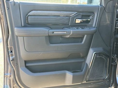 New 2025 RAM 2500 Limited image 11