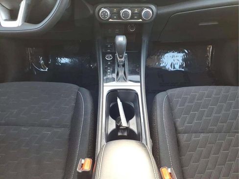 Used 2023 Nissan Kicks SV image 11