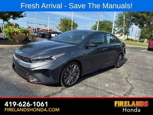 Used 2023 Kia Forte GT FWD image 2