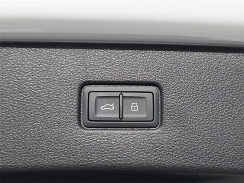 New 2026 Audi Q7 3.0T Premium Plus image 14