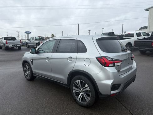 Used 2024 Mitsubishi Outlander Sport ES image 10