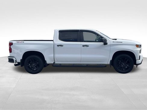 Used 2021 Chevrolet Silverado 1500 Custom w/ Rally Edition AWD/4WD image 2