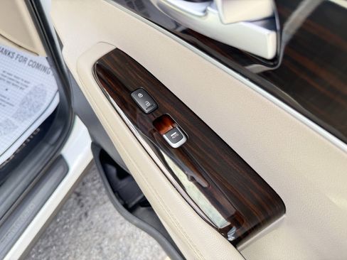 Used 2020 Kia Sorento EX image 53