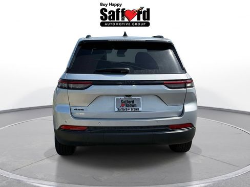 Certified 2025 Jeep Grand Cherokee Altitude AWD/4WD image 7