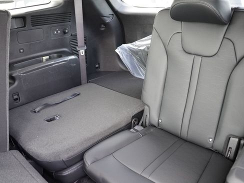 New 2026 Kia Sorento EX AWD/4WD image 12