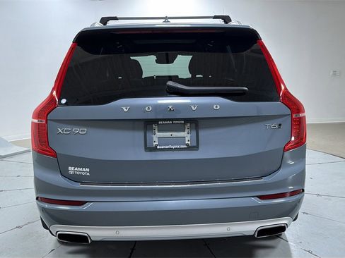 Used 2020 Volvo XC90 T6 Momentum w/ Protection Package Premier image 4